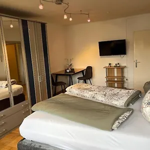 https://einzimmerwohnung-im-grunen-innsbruck-2-pax.innsbruckaustriahotels.com