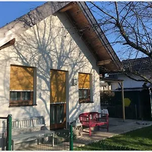 Holiday home Knusperhaus Mit Garten, Salzburg